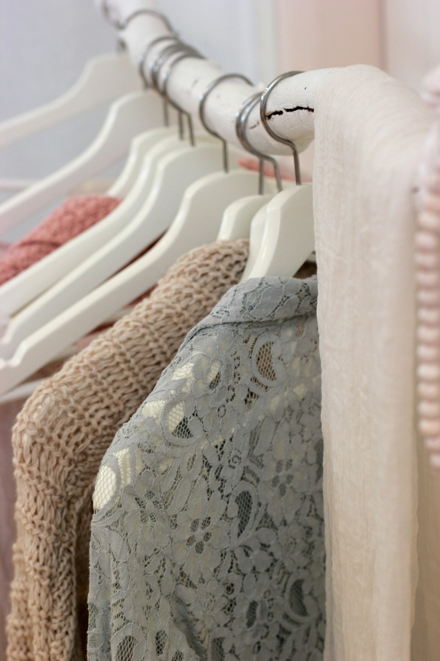 The Essentials of Building a Capsule Wardrobe